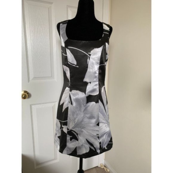 Pam Chorley Dresses & Skirts - Black And Silver Floral Dress